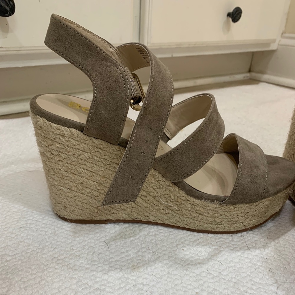 BC brown suede wedge